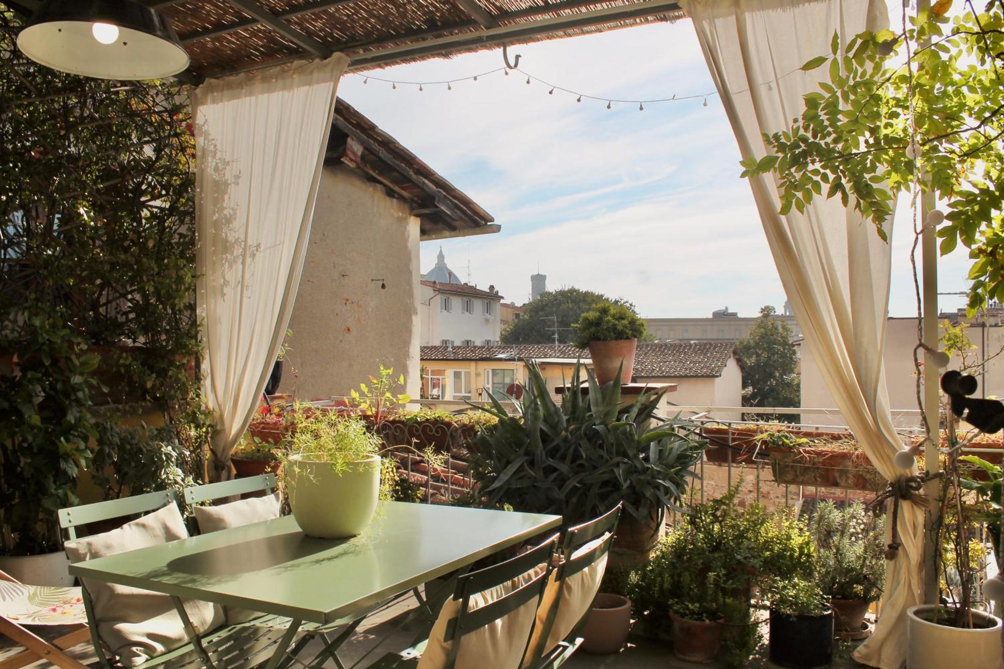 Attico Con Terrazza Su Florenz